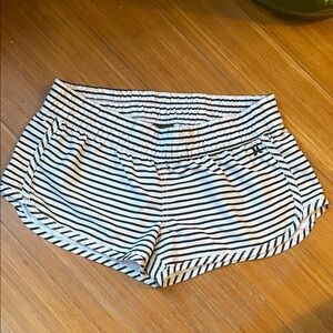 Hurley XS Black and White Striped Women's Shorts